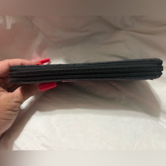 Authentic GUCCI Gucci Black GG Denim Canvas Round Zippy Long Wallet - Picture 9 of 11